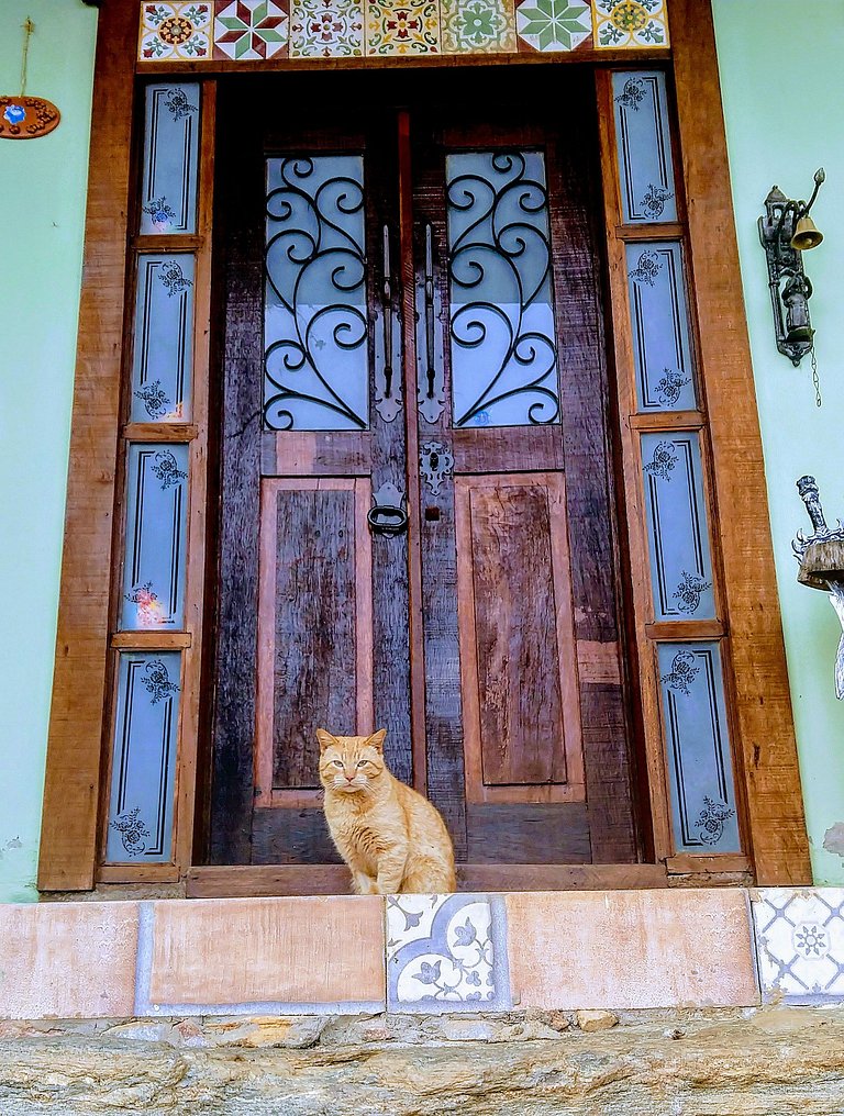 Suíte com terraço e vista pra serra